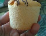 Foto langkah ke 8 dari resep Hokkaido chiffon vanila cupcakes.