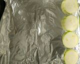 Foto del paso 2 de la receta: Pizzas de calabacín