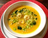 Une image de l'étape 5 de Soupe butternut, coco, crevettes et edamames.