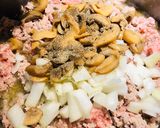 A picture of step 2 of Turkey 🦃 Tator Tot Casserole 🥘.