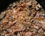 A picture of step 1 of Skye's Burger with Beans.