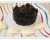 Foto del paso 10 de la receta: Arroz negro con calamares y salsa alioli