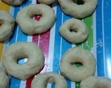 Foto langkah ke 3 dari resep Donat keju tanpa kentang tanpa telur.