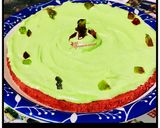 A picture of step 4 of Microwaved red velvet cake with butter cream frosting in my style.