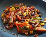 મેક્સીકન રાઈઝ (Maxican rice recipe in gujrati) રેસીપી સ્ટેપ2ફોટો
