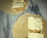 A picture of step 5 of Chicken chezzy Achari parhata.