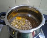 A picture of step 1 of Misal pav.