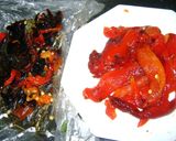 Foto del paso 1 de la receta: Salsa crema de morrón asado (aderezo)