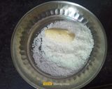 A picture of step 5 of Malai Coconut Rolls.