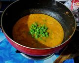 A picture of step 5 of Restaurant Style Matar Paneer.