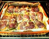 A picture of step 5 of Beef rolls in the oven.