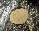 Foto del passaggio 7 della ricetta Pizza speck e pesto