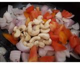 A picture of step 4 of Paneer Tikka Masala.