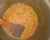 A picture of step 4 of Arvi in yoghurt gravy delicious 😋.