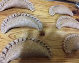 Foto del paso 5 de la receta: Empanadas integrales con carne soya y vegetales 🌽🥕