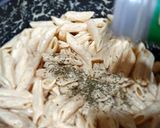 A picture of step 10 of Penne alfredo pasta.