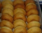 Foto langkah ke 6 dari resep Donat tanpa toping yummy,pake toping lebih yummy lagi😎.
