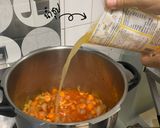 รูปขั้นตอนการทำที่ 7 ของ ซุปทอสคาน่า กับ พาสต้าโบว์ (Toscana Soup with Farfalle Pasta)