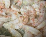 Une image de l'étape 4 de Nouilles de riz aux crevettes.