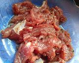 Foto langkah ke 2 dari resep Sapi Lada Hitam Empuk tanpa Rebus enak simpel.