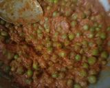 A picture of step 4 of Matar Mashroom.