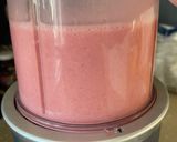 A picture of step 2 of Strawberry & Rose Milkshake 🍓 🌹.