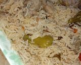 A picture of step 6 of Chicken yakhni pulao.