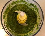 Foto langkah ke 2 dari resep Spaghetti Pesto Sauce.