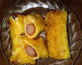 Foto langkah ke 3 dari resep Roti gulung sosis keju mayo pedas.