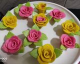 काजू गुलाब बर्फी (kaju gulab barfi recipe in marathi) रेसिपी स्टेप 9 फोटो 