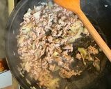 Egyszerű gombás cukkinis tészta recept fázis 1 fotója