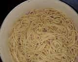 A picture of step 1 of Creamy Spaghetti with Cheese Balls 🇸🇻.