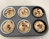 A picture of step 8 of Banana and pecan muffins.