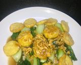 Foto langkah ke 3 dari resep Tumis pokcoy tofu bawang putih.
