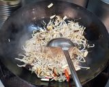 รูปขั้นตอนการทำที่ 2 ของ ผัดถั่วงอกเจ #กินผักรักสุขภาพ7