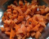 A picture of step 1 of Carrot payasam.