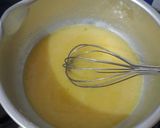 Foto langkah ke 4 dari resep Hokaido Chiffon Cake with lemon curd.