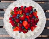 Foto del paso 11 de la receta: Tarta de fresa con frosting de queso!