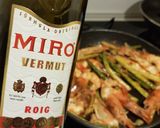 Foto del paso 5 de la receta Noodels Gamberos con Espárragos Verdes al Vermout Rojo