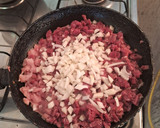 Foto del paso 2 de la receta: Empanadas agridulces de cerdo al horno