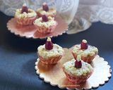A picture of step 8 of Nolen Gur Cupcake.