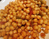 Foto del paso 2 de la receta: Burrito de garbanzos picantes