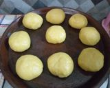 Foto langkah ke 3 dari resep 88. Donat empuk.