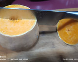 Foto del paso 2 de la receta: Crema de calabaza con puerro y ajos tiernos