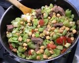 Une image de l'étape 16 de Soupe au bœuf, céleri, tomates et pois chiches.