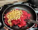 A picture of step 2 of Beetroot Aloo Cutlet.