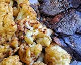 Foto del paso 4 de la receta: Vegano - hongo melena de león marinado, con papas especiadas y coliflor al ajo