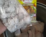 Foto langkah ke 1 dari resep Ayam goreng saur/serundeng.