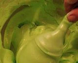 Foto del passaggio 2 della ricetta Alberelli di meringa vegan