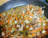 Foto del paso 2 de la receta: Conejo al horno en salsa de miel y verduras